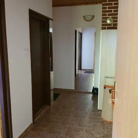 Ante Apartament *